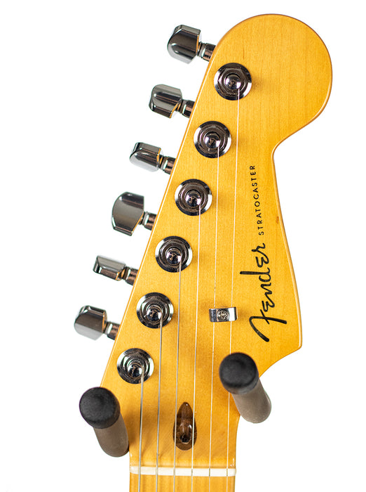 Pre-Owned Fender American Ultra Stratocaster, Maple Fingerboard - Mocha Burst