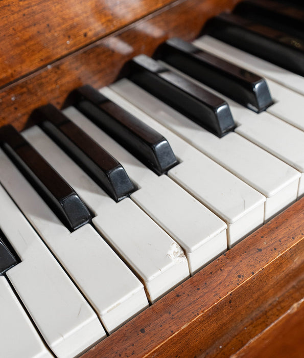 Schafer & Sons Upright Piano | Satin Mahogany | Used