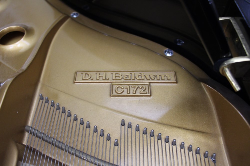 D.H. Baldwin C172 Baby Grand Piano | 5'7"