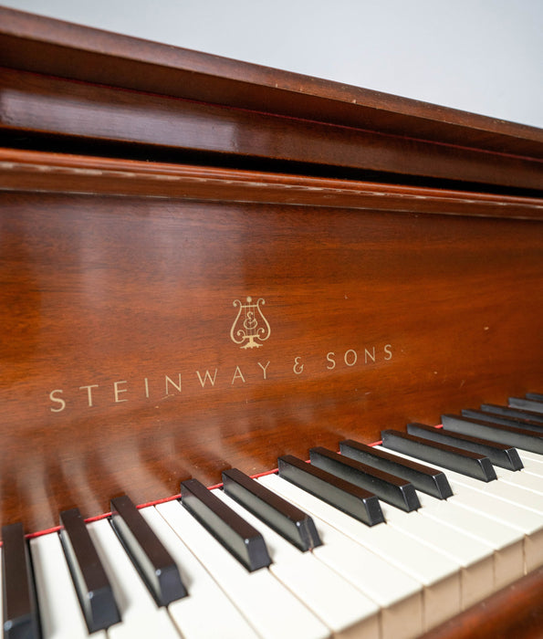 1973 Steinway Model L Grand Piano | Mahogany | 5'10" | Serial No. 435741 | Used
