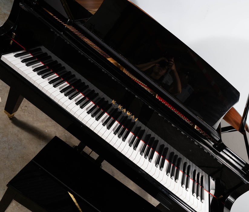 Kawai GL-10 Grand Piano (2023) | Polished Ebony | 5'0" | Serial No. F200461 | Used