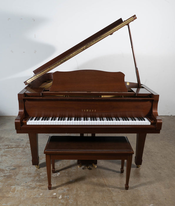 Yamaha C2 Grand Piano (1992) | Satin Mahogany | 5'8" | Used