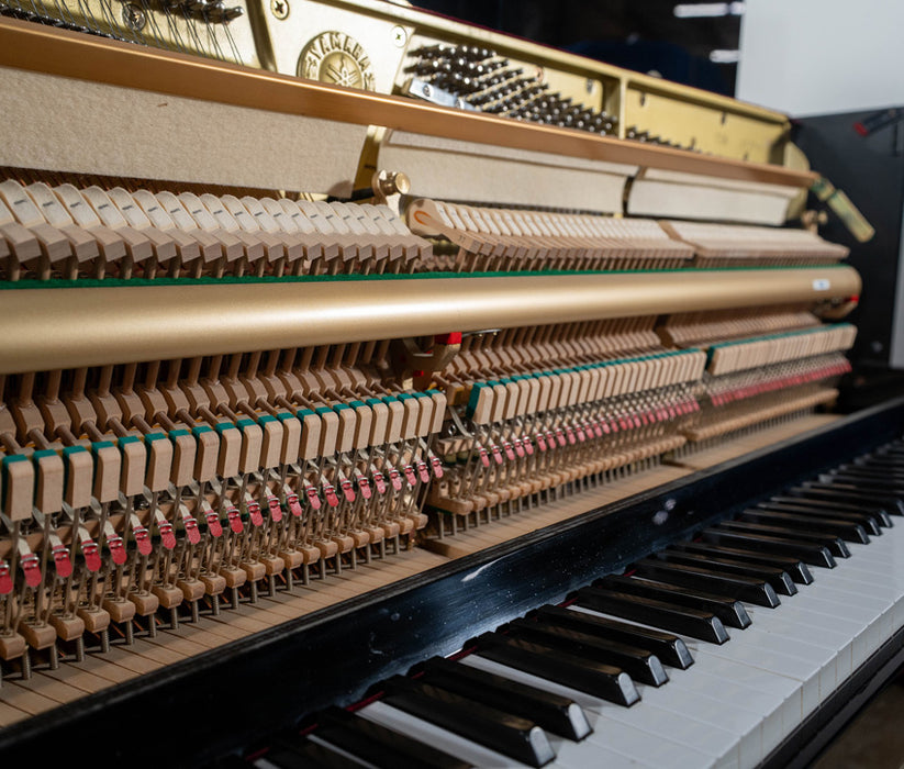 Yamaha T-116 Upright Piano | Polished Ebony | Serial No. 272746 | Used