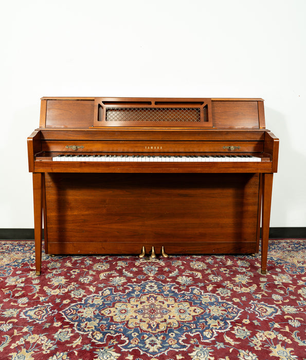 Yamaha M304 Upright Piano | Satin Oak | SN: T119622 | Used