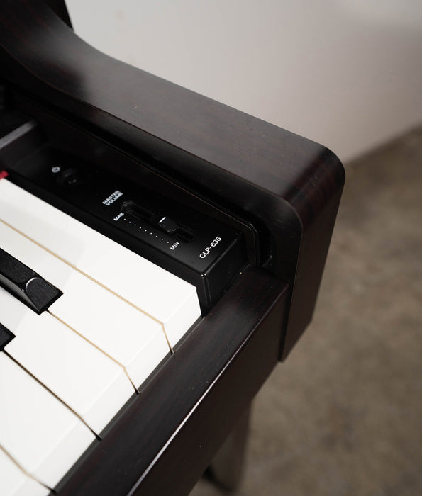 Pre-Owned Yamaha CLP635 Digital Piano | Rosewood | Serial No. UCXP01151 | Used