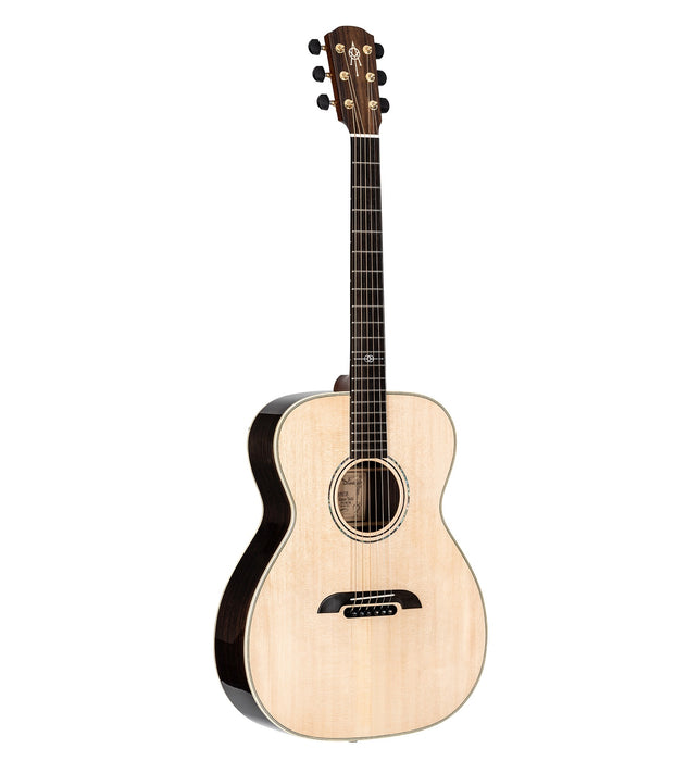 Alvarez Yairi Series FYM70 Spruce/Rosewood OM Acoustic Guitar
