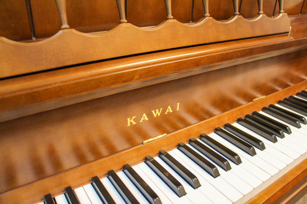 Kawai 44.5" 801E Console Upright Piano | Walnut