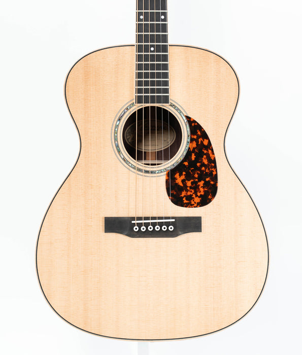 Larrivee OM-09 Sitka Spruce/Indian Rosewood Acoustic Guitar | New