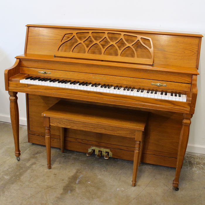 Baldwin 665 Oak Console Piano with bench