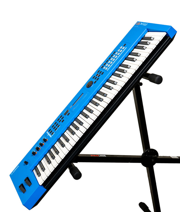 Pre-Owned Yamaha MX61 Music Synthesizer - Electric Blue | Used