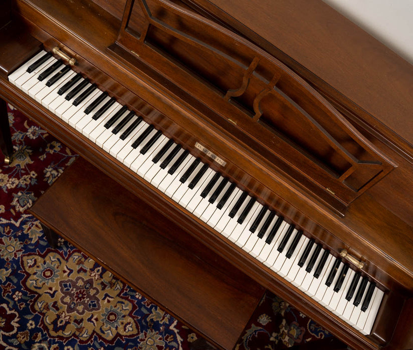 Baldwin 910 Console Piano | Satin Mahogany