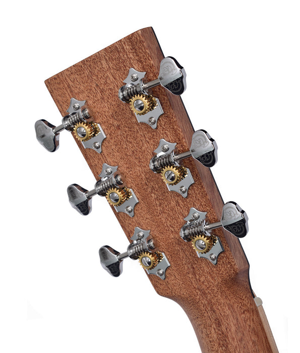Larrivee LV-40 Spruce/Mahogany Acoustic-Electric Guitar with LR Baggs Element VTC | New