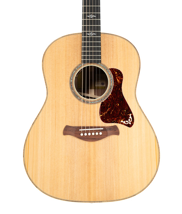 Taylor Gold Label 817e Acoustic-Electric Guitar Rosewood/Spruce - Natural