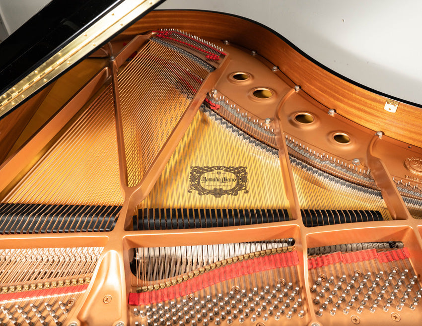 2006 Yamaha C2 Grand Piano in Polished Ebony - (Serial No. 6168635) | Used