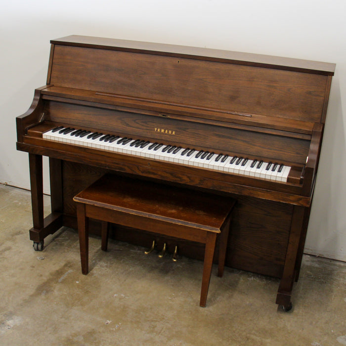 Yamaha P22 Dark Oak Studio Piano