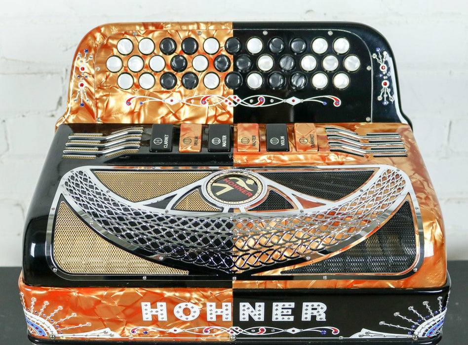 Hohner Anacleto Rey Del Norte TT FBbEb/EAD Accordion Compact Black & Gold