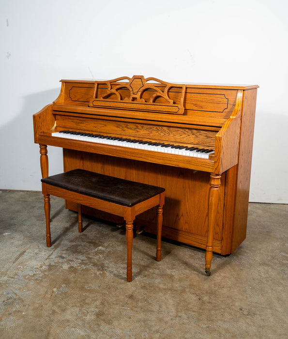 Samick JS-043M Upright Piano in Satin Oak | Serial No. JIM00042 | Used