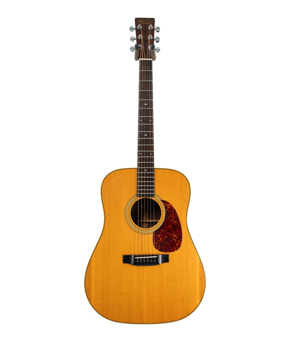 Pre-Owned Martin Shenandoah HD28 Acoustic Electric with Passive pickup and Hardshell Case