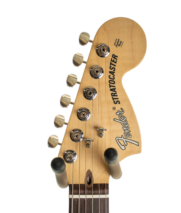 Pre-Owned Fender American Performer Stratocaster HSS, Rosewood Fingerboard, 3-Color Sunburst | Used