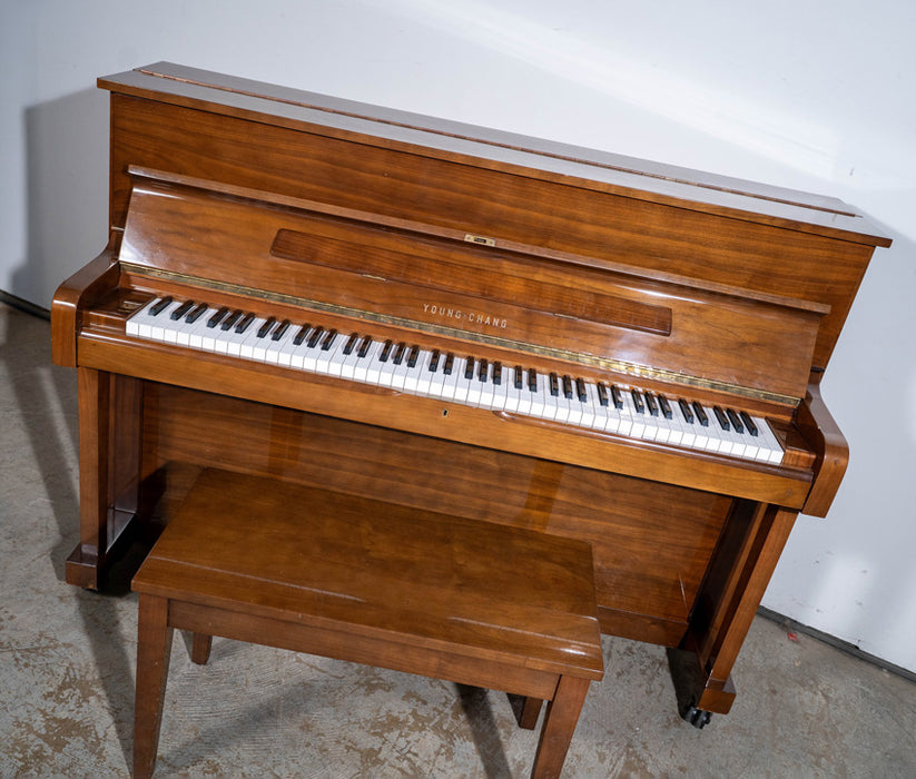 Young Chang U-111 Upright Piano | Walnut Polish | Used