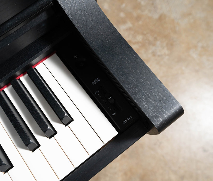 Pre-Owned Yamaha CLP-745 Digital Piano (2022) - Black | Used