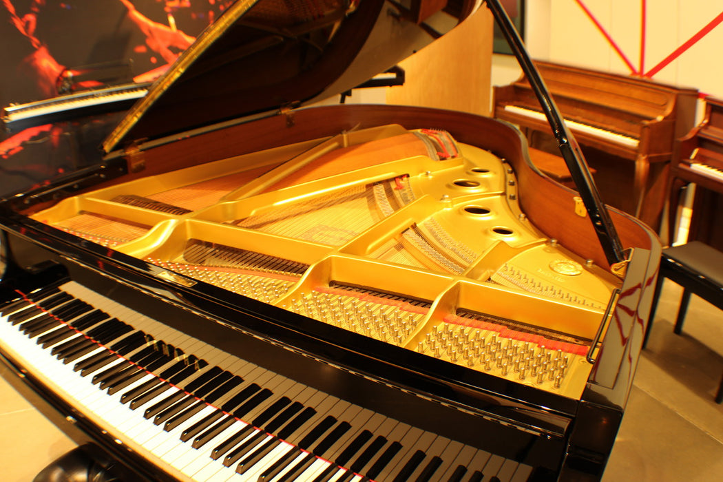 Yamaha C3 Conservatory Grand Piano | 6'1" Polished Ebony