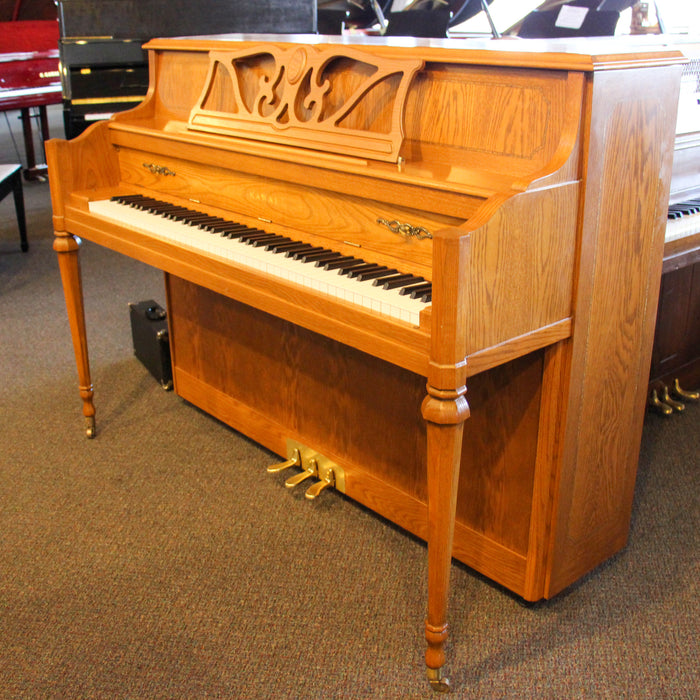 Kawai 45" 606SPO Console Piano w bench | Light Oak