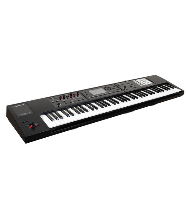 Pre-Owned Roland FA-07 76-Key Music Workstation | Used