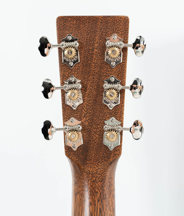 Pre-Owned 2025 Martin Standard Series 000-17 Acoustic Guitar - Mahogany | Used