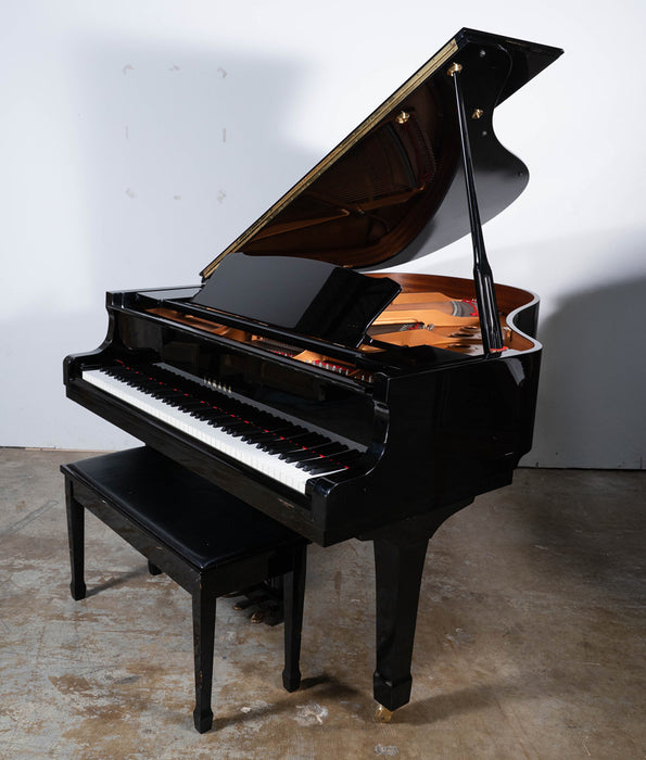 Yamaha C2 Grand Piano (2007) | Polished Ebony | Used