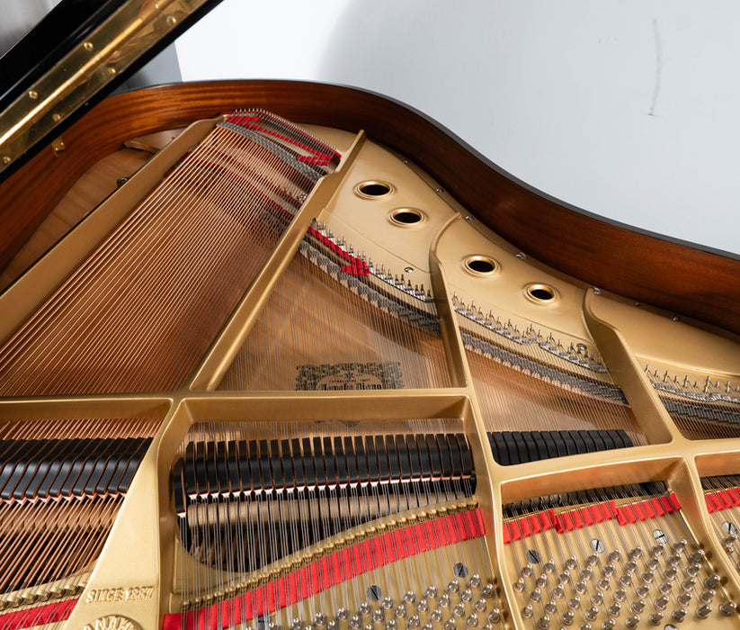 Yamaha C3 Grand Piano | Polished Ebony | 6'1" | Serial No. 3650218 | Refurbished