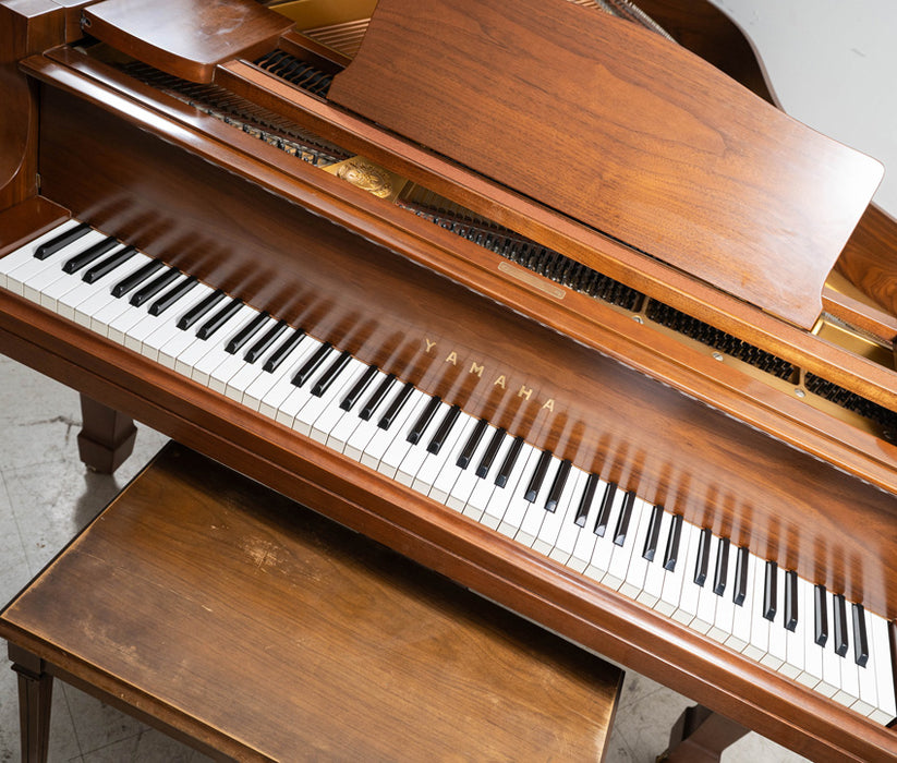 Yamaha G3 Grand Piano (1982) | Satin Walnut | 6'0" | Used