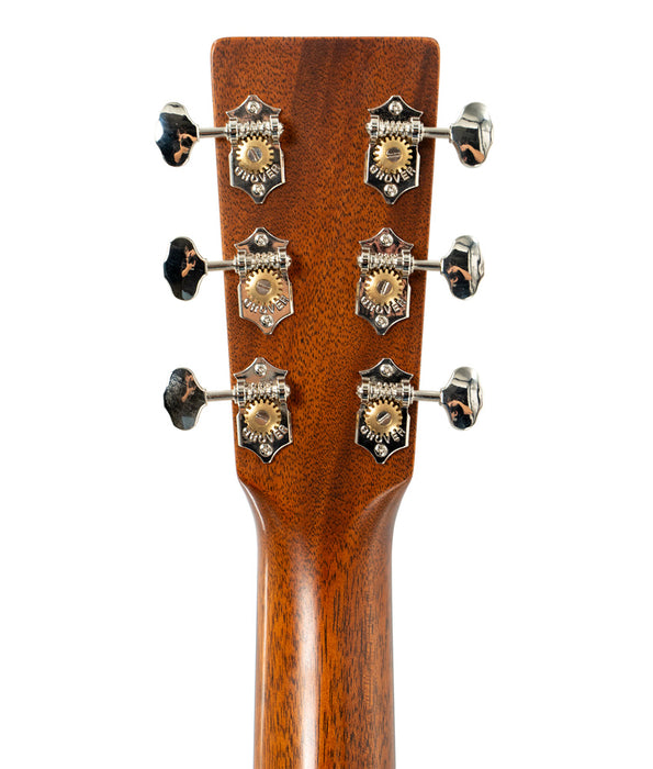 Pre-Owned Martin 000-17 Standard Series Mahogany Acoustic Guitar | Used