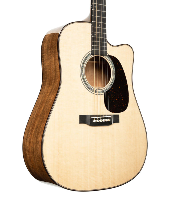 Martin Custom Shop Dreadnought Cutaway Spruce/Flamed Koa Acoustic/Electric Guitar