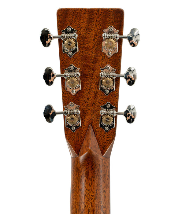 Pre-Owned Martin Custom Shop Size 2 Italian Alpine Spruce/Wild Grain Rosewood Acoustic Guitar | Used