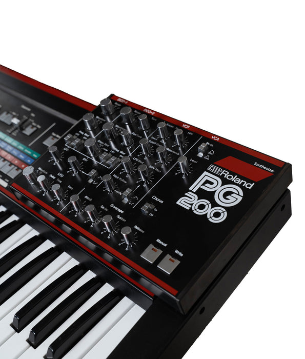 Vintage Roland JX-3P Synthesizer with PG200 Programmer | UsedAlamo