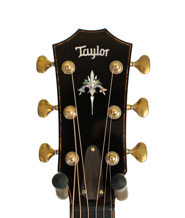 Pre Owned Taylor 912ce Grand Concert Acoustic-Electric Guitar - Natural