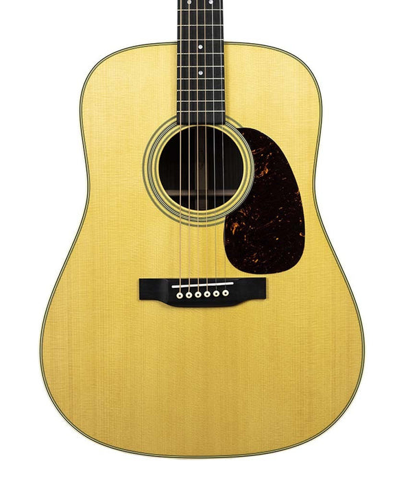 Martin D-28 Standard Series Spruce/Rosewood Dreadnought Acoustic Guitar