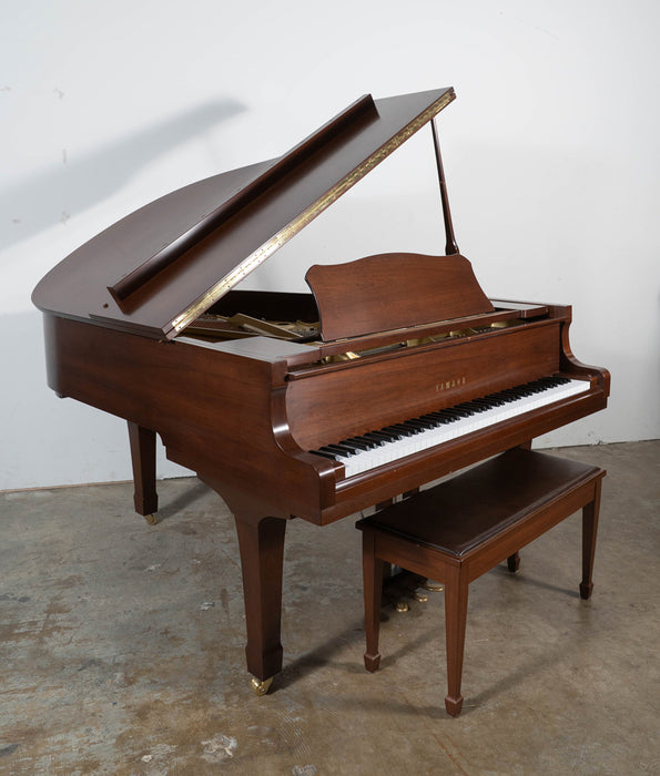 Yamaha C2 Grand Piano (1992) | Satin Mahogany | 5'8" | Used