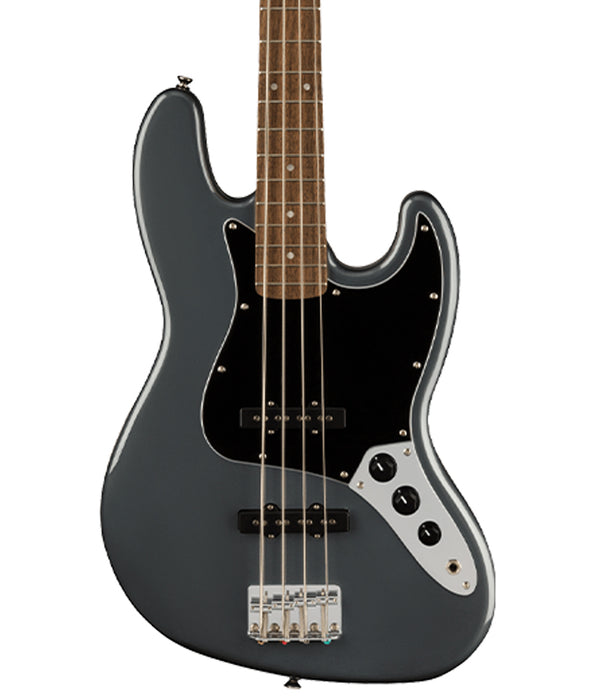 Pre-Owned Squier: Affinity Series Jazz Bass -Laurel Fingerboard, Black Pickguard