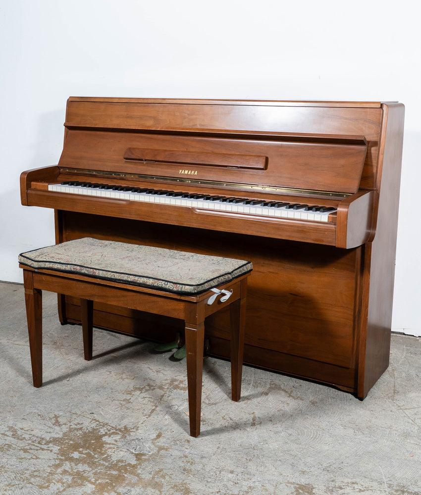 Yamaha M1 Upright Piano | Satin Walnut | 42
