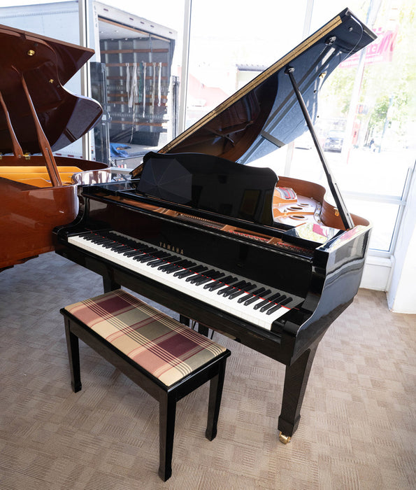 1999 UIW Yamaha C3 6'1" Concert Grand Piano in Polished Ebony - Serial No. 5855658 | Used
