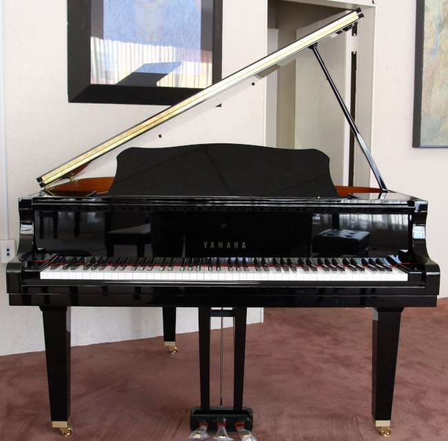 Yamaha GB1K 5' Classic Collection Grand Piano