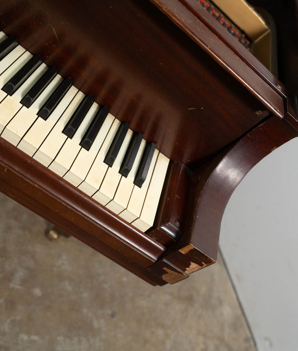 Steinway & Sons Model M Grand Piano | 5'7" | Rosewood | Used