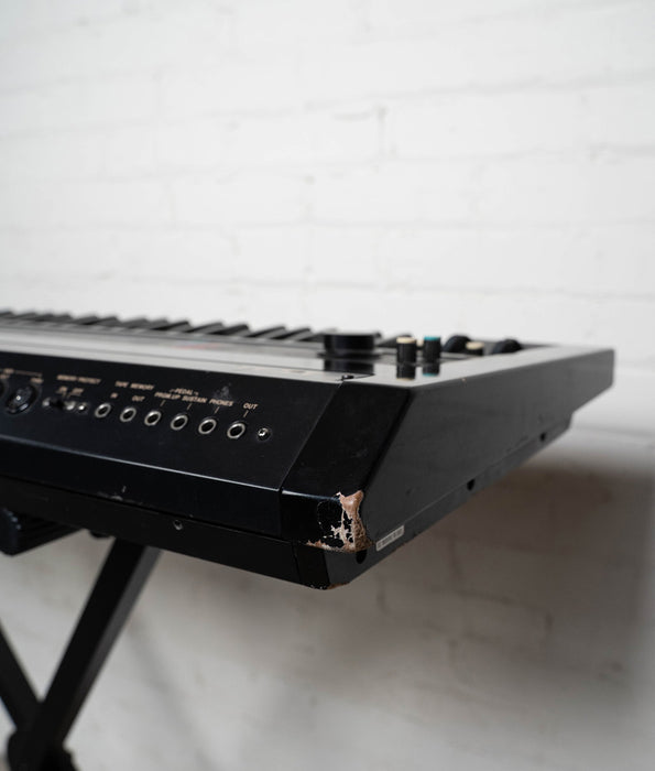 Vintage Akai AX80 Synthesizer | UsedAlamo Music CenterAkaiPortable