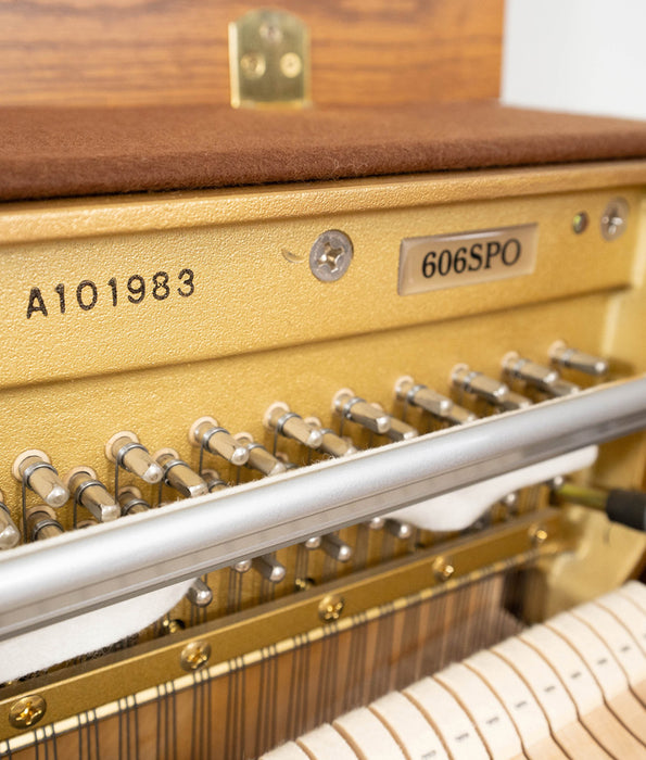 Kawai 606 Console Upright Piano (2001) | Satin Oak | Serial No. A101983 | Used