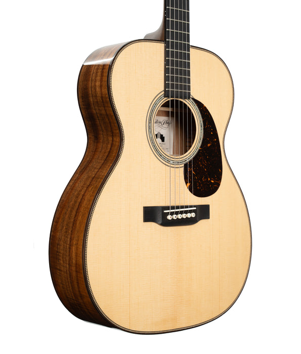 Pre-Owned Martin Custom Shop Alamo Music Exclusive 00014F Spruce/Highly Flamed Koa Acoustic Guitar