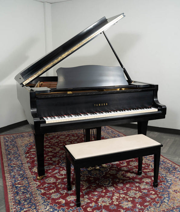 1982 Yamaha 6'7" C5 Conservatory Grand Piano | Polished Ebony